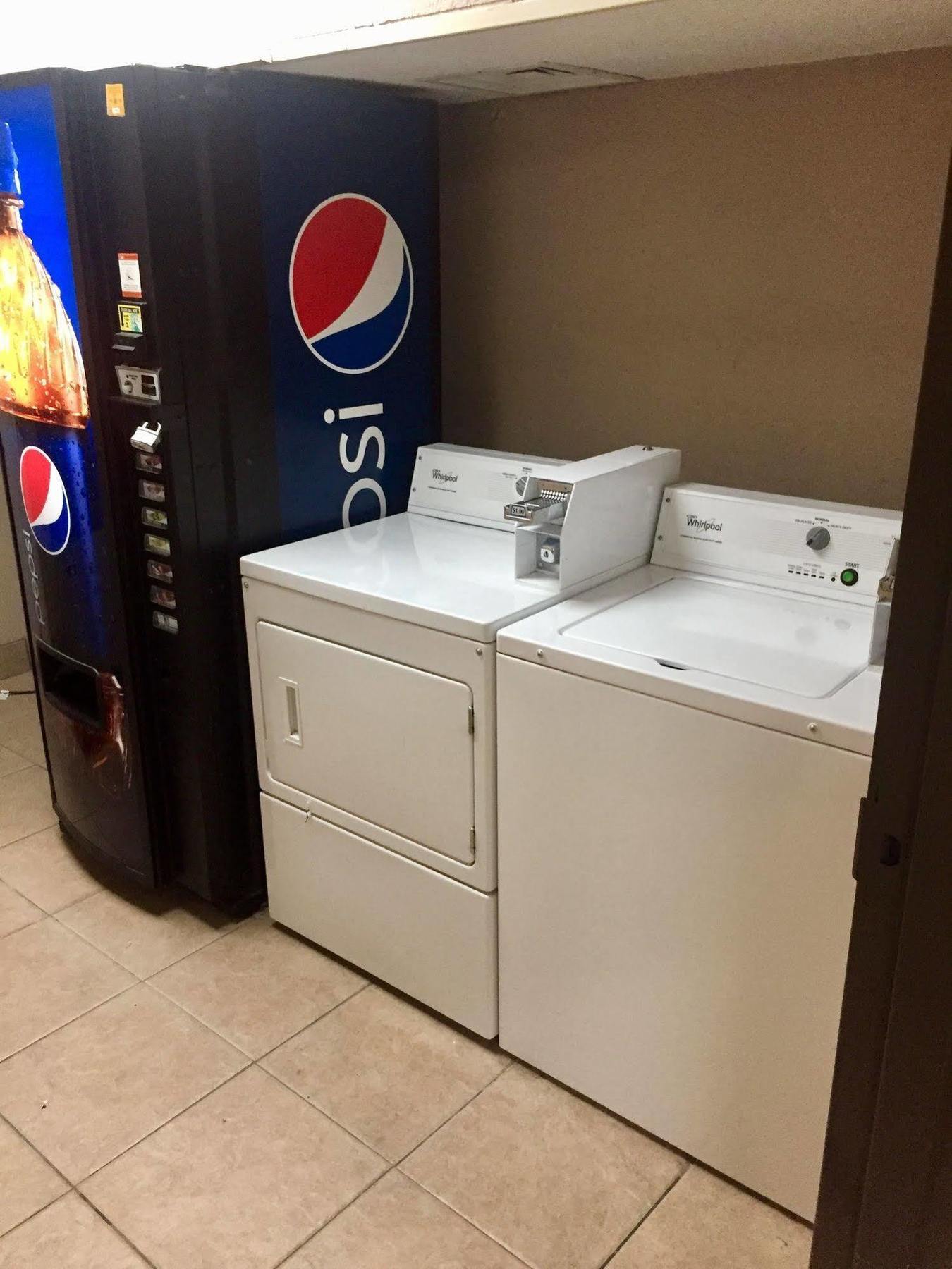 Hotel La Quinta By Wyndham Jonesboro Zewnętrze zdjęcie